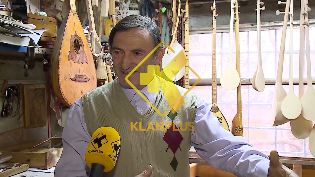 Mesuesi qe prodhon çifteli/ Pasioni i artizanit po mban gjalle traditen e çmuar