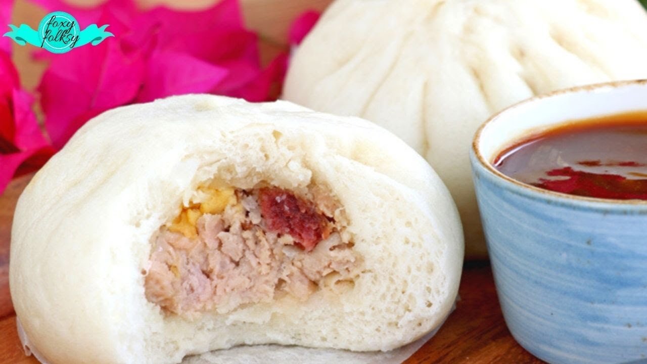 SIOPAO BOLA-BOLA  (STEAMED PORK BUNS)