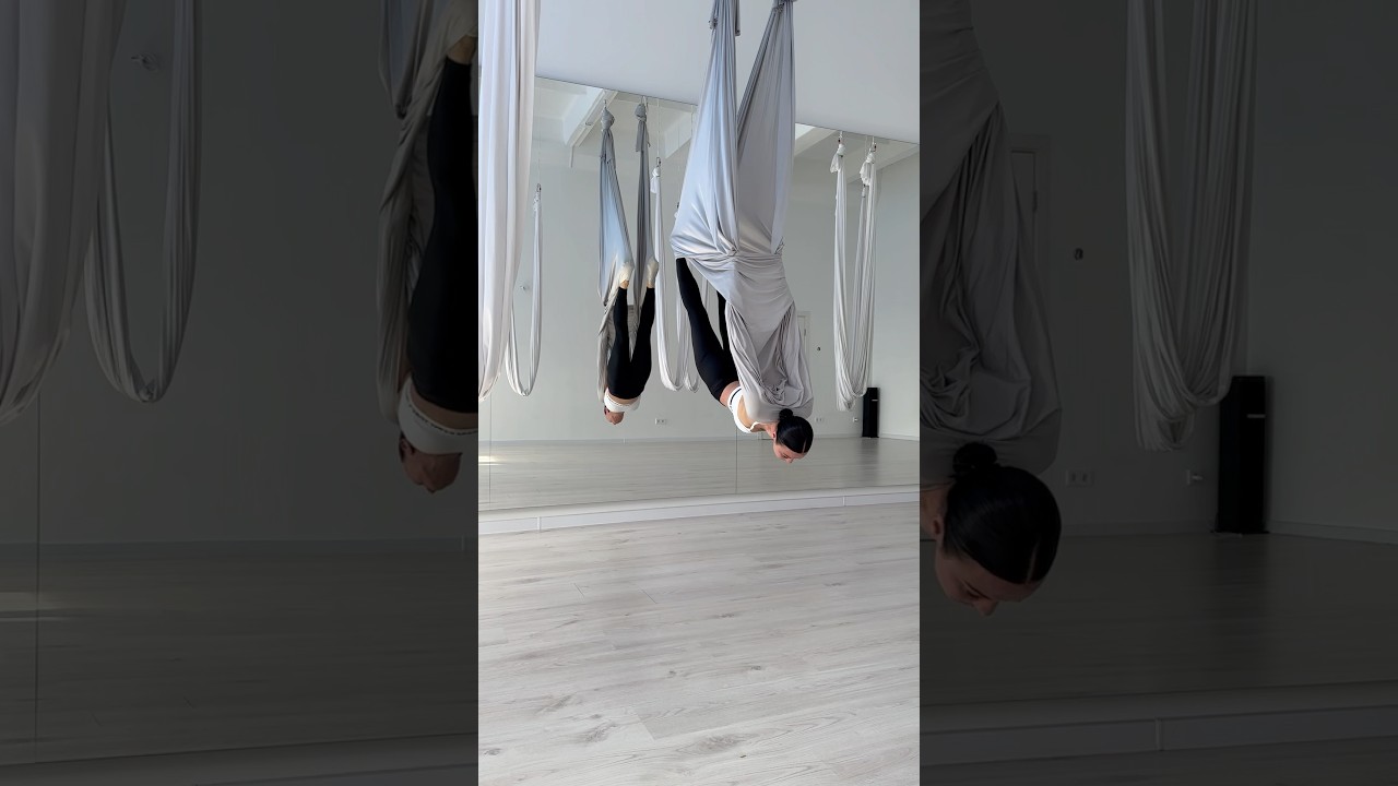 АЭРОСТРЕТЧИНГ УПРАЖНЕНИЕ #aerialhammock#aerialdance#short #aerialfam#аэройога