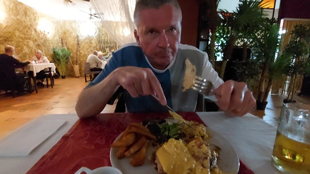 Fuerteventura Caleta de fuste. Nestors Steak House,THE BEST ??  SERIOUSLY WHO RECOMMENDED HERE