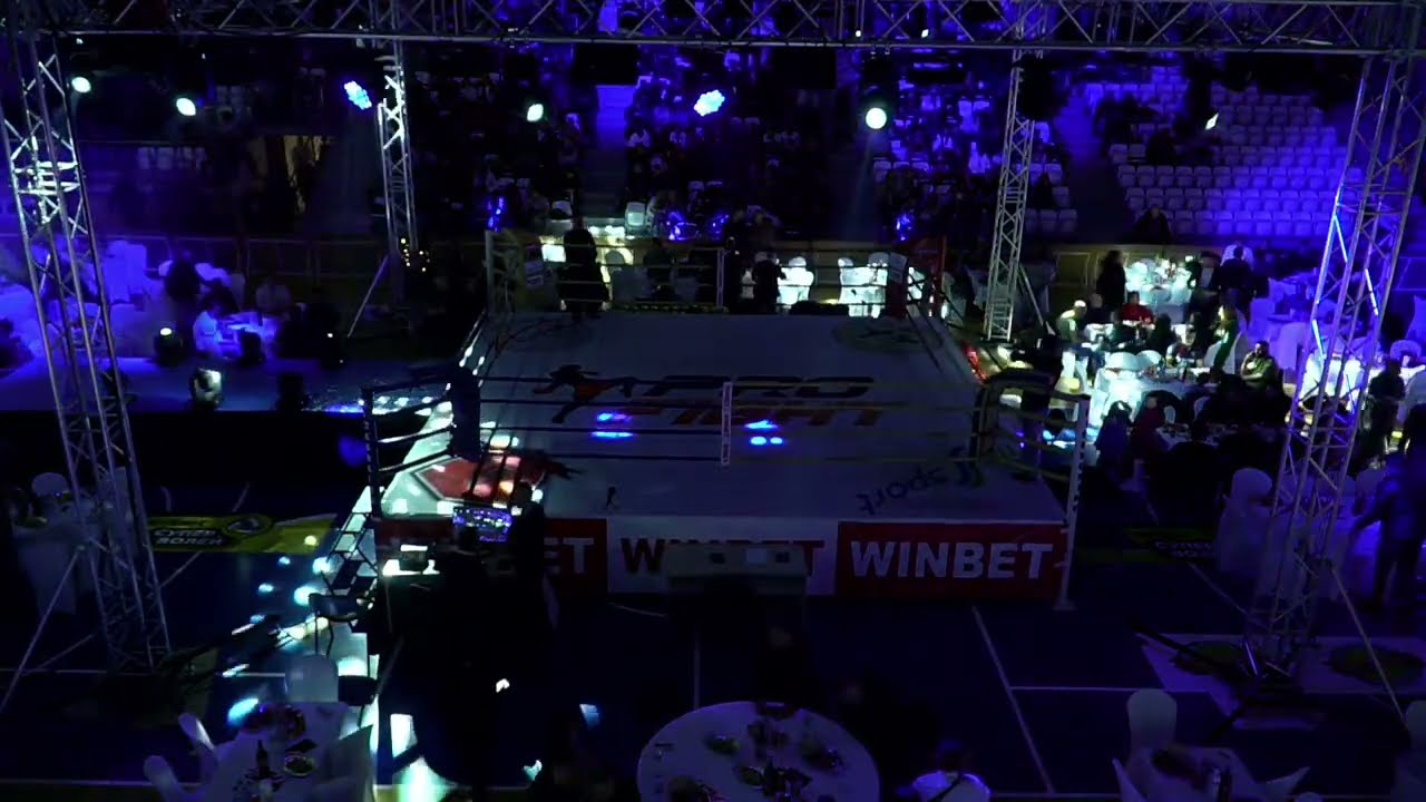 👉 На живо от Дупница 🎥 -  гала вечер на бойните спортове 🏆🥊 начало 19:00ч.