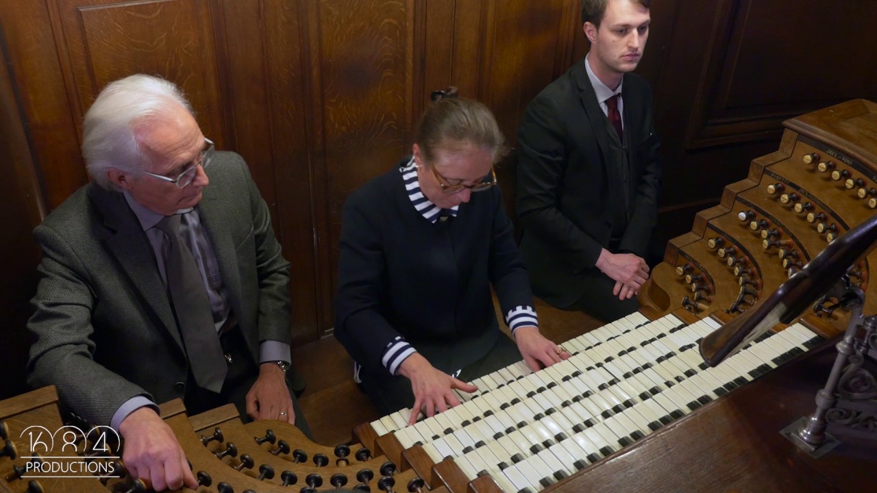 Saint-Sulpice organ, Sophie-V Cauchefer-Choplin improvises (jan 2017)
