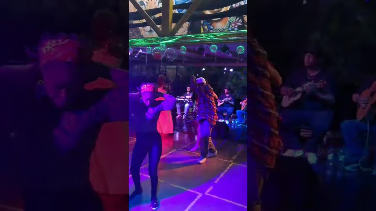 Cover música Alguém me Avisou e Todo Menino é um Rei na Casa de Cultura Salvador Ligabue
