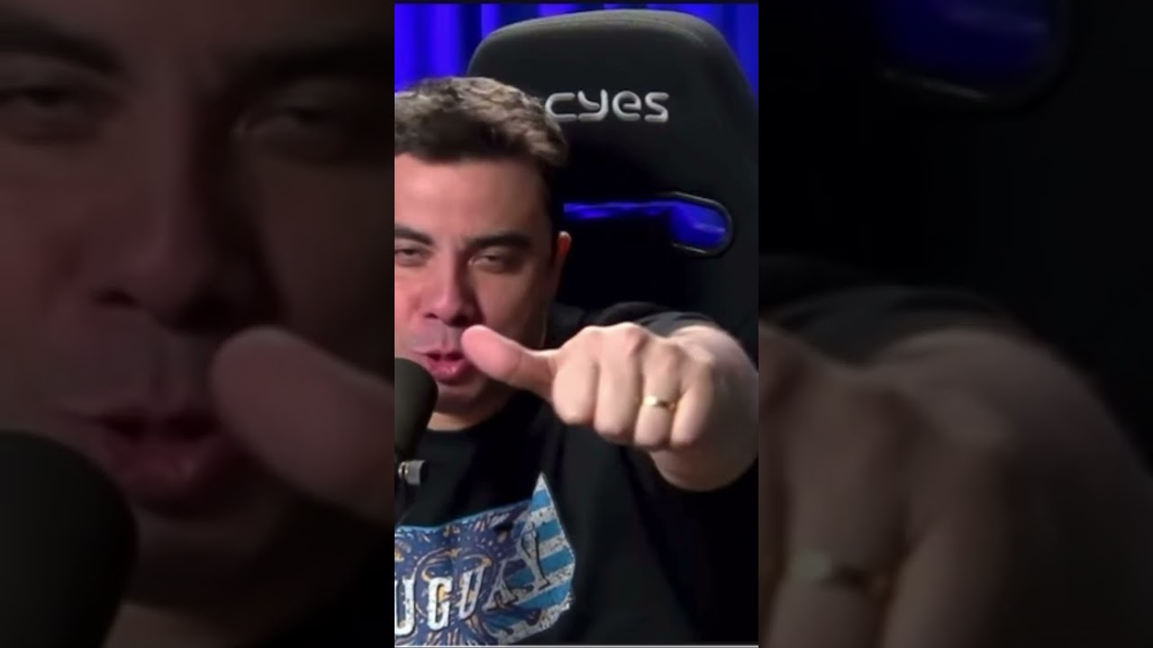 Andr&eacute; Alba imitando Carl&atilde;o