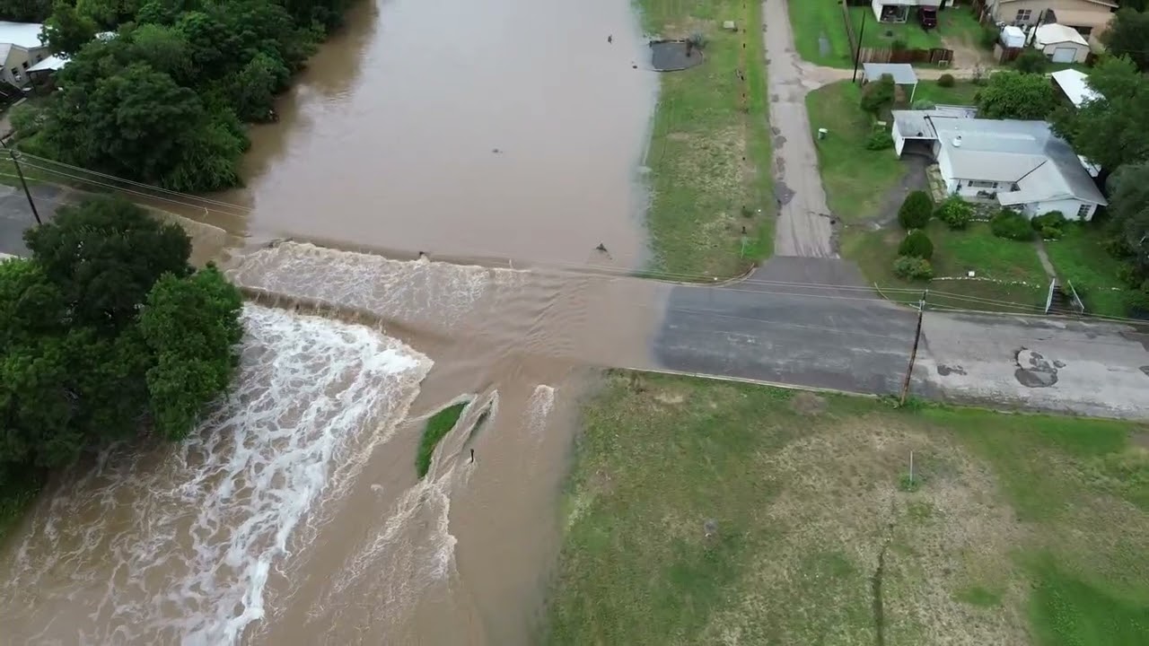 Uvalde flooding today river rising  #drone  #uvalde #flood 