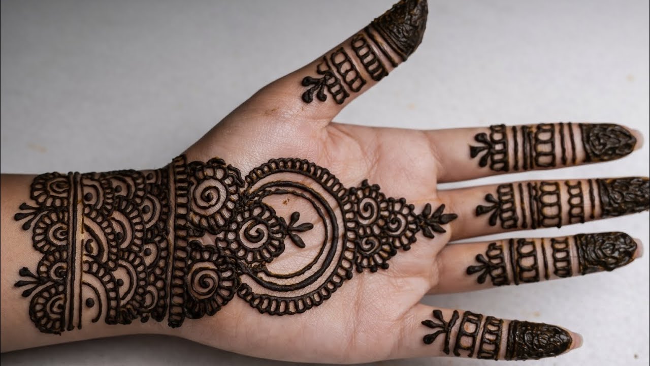 Stylish mendhi design for front hand| easy method mehndi designs| 💚🍀💚