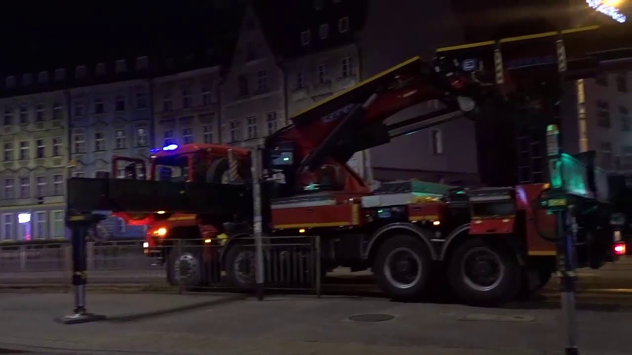 MPK Wrocław: Wykolejenie Skody 16T na Wrocławskim rynku! Wielki MAN w akcji.