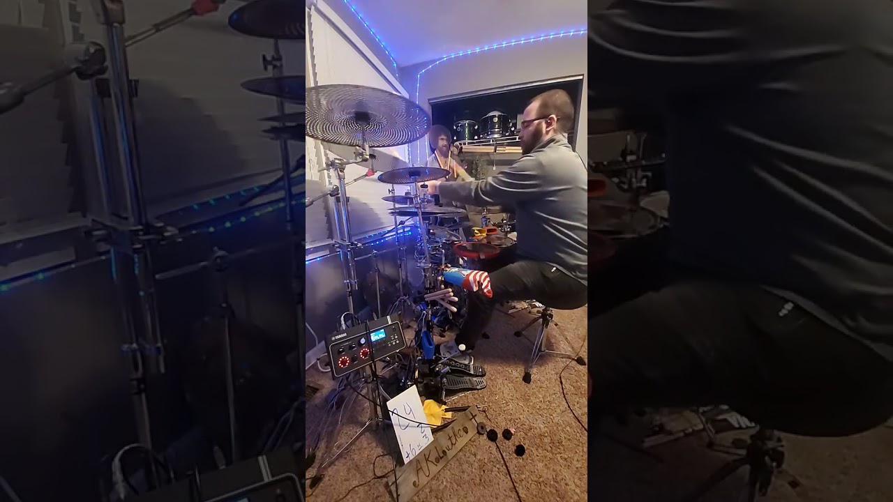 Groovin' 🥁🥁🥁