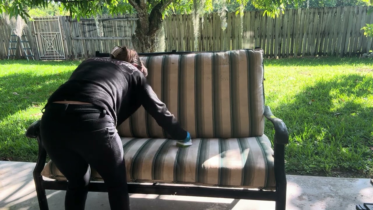 ASMR! Cleaning Vlog!🧽🧼🦠Deep Scrubbing The Patio Chair!