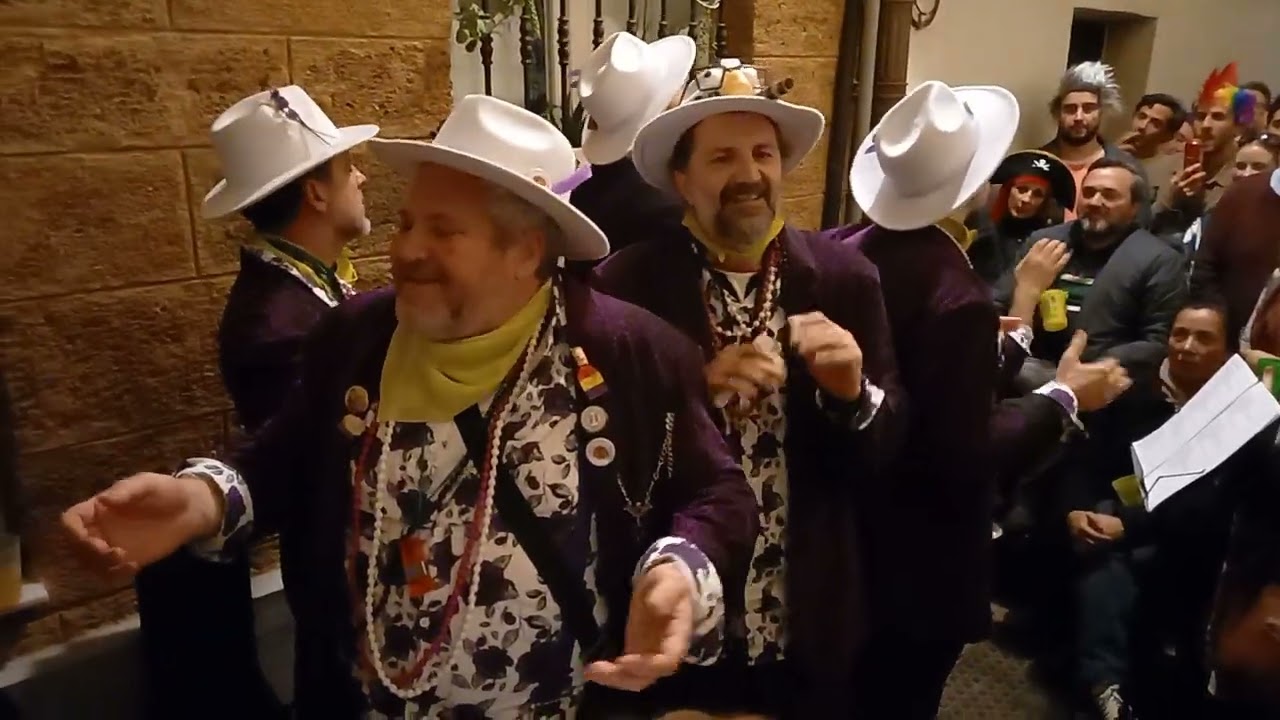 Los Bacardí. Showmancero. Actuación completa. Carnaval de Cádiz 2024. Chirigota callejera.
