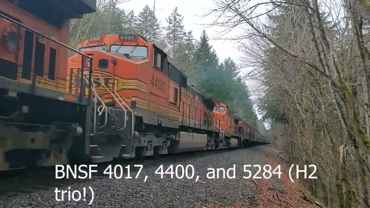 Rare and slow H2 trio, horn salutes, and a very foggy catch on the Stampede Sub!