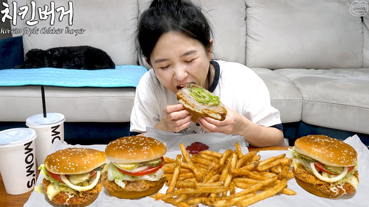 런닝하고 먹는 치킨버거~ 얼마나 맛있게요? ☆ 와우스모크디럭스버거