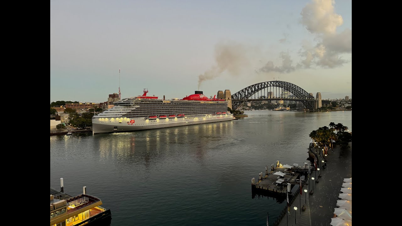 Pullman Quay Grand Sydney Harbour Hotel, Sydney