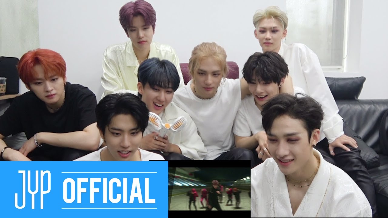 Stray Kids 
