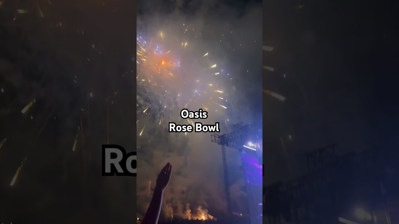 Oasis Live 2025 @ Rose Bowl under a full moon.   🌕