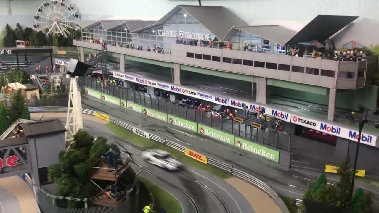 Scalextric digital pace cars