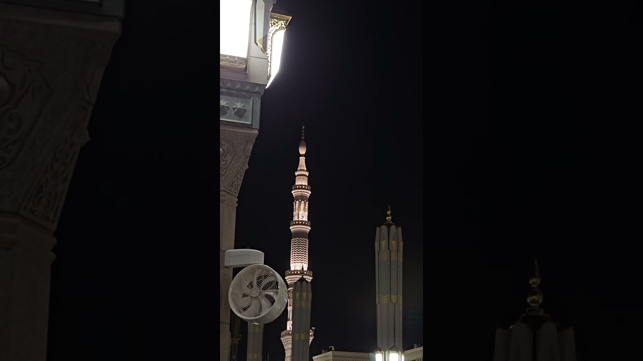 أذان العشاء لــ المؤذن 