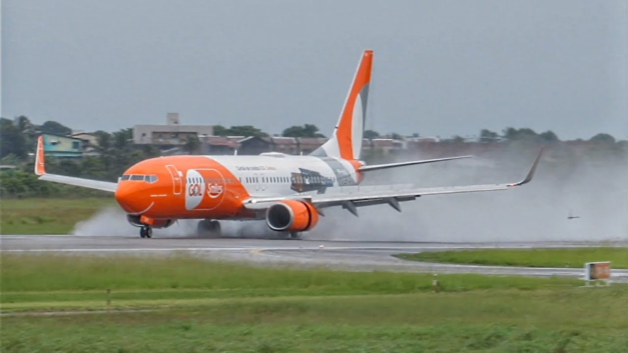 Manhã chuvosa no aeroporto de João Pessoa JPA