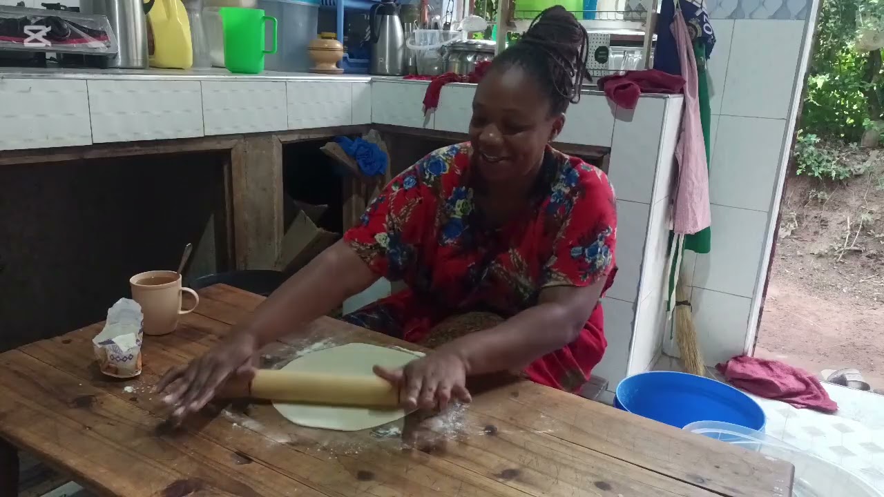 How to cook Delicious Chapati in the African village
