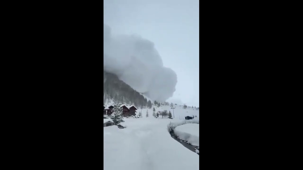 Tanta neve e forte vento: raffica di valanghe sulle Alpi, immagini spaventose da Breuil-Cervinia