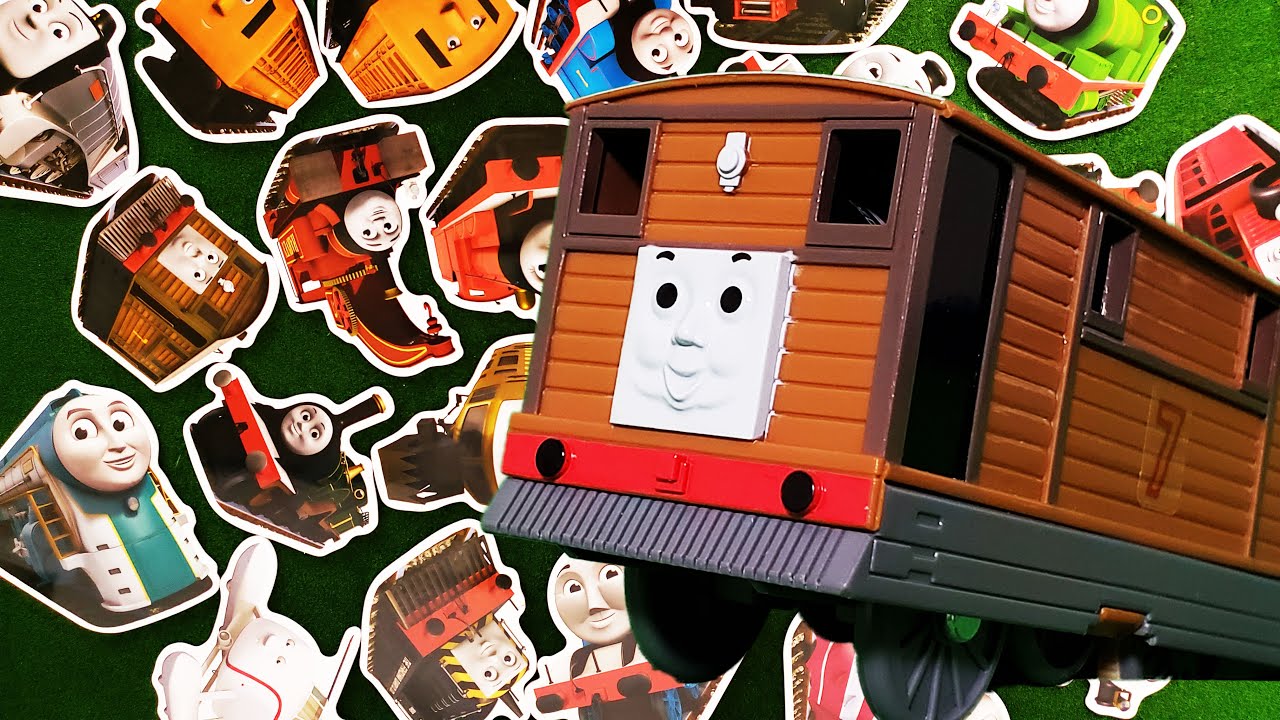 プラレール きかんしゃトーマス カードコレクションでえあわせ 箱から取り出したカードとガレージから出てきたジェームスやヒロ、パーシーたちを合わせるよ hifumitoy