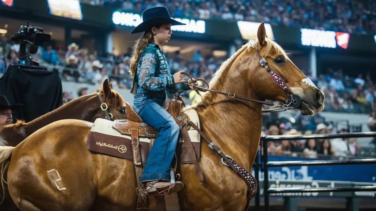 11-Year-Old Dusky Lynn Hall Breaks Rodeo World Record with Barrel Racing