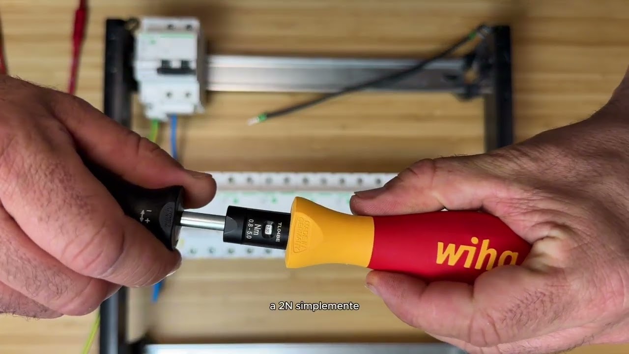 Cómo montar un cuadro de electrificación básica para vivienda