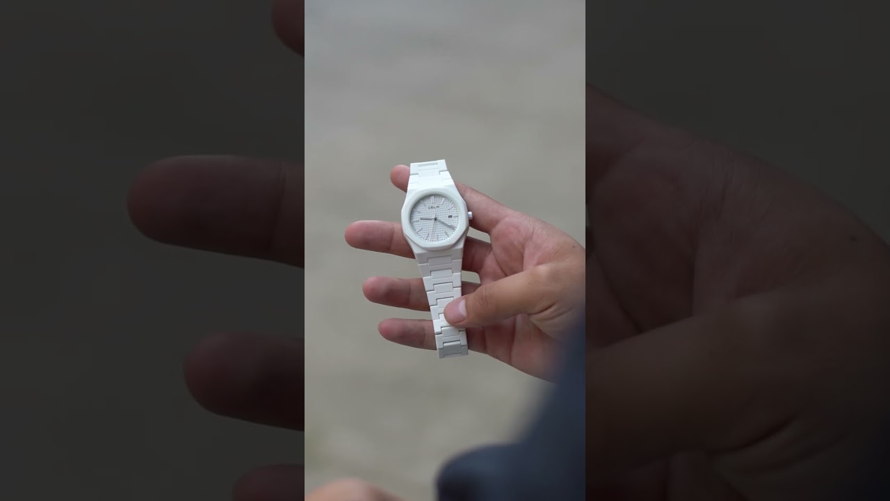 Hands-on with the newly launched Polycarbonate in the Milk colorway