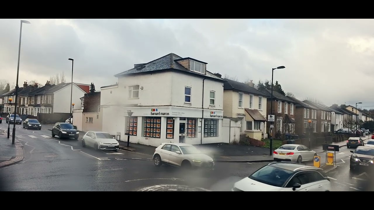 Route 403: West Croydon to Warlingham 