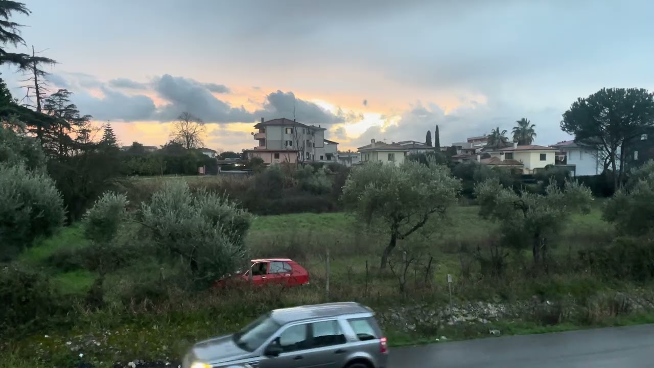 Sky, nature, little bit rain ☔️ 🌧️ and calm, enjoy the gentle ambience in the European village 🇪🇺 