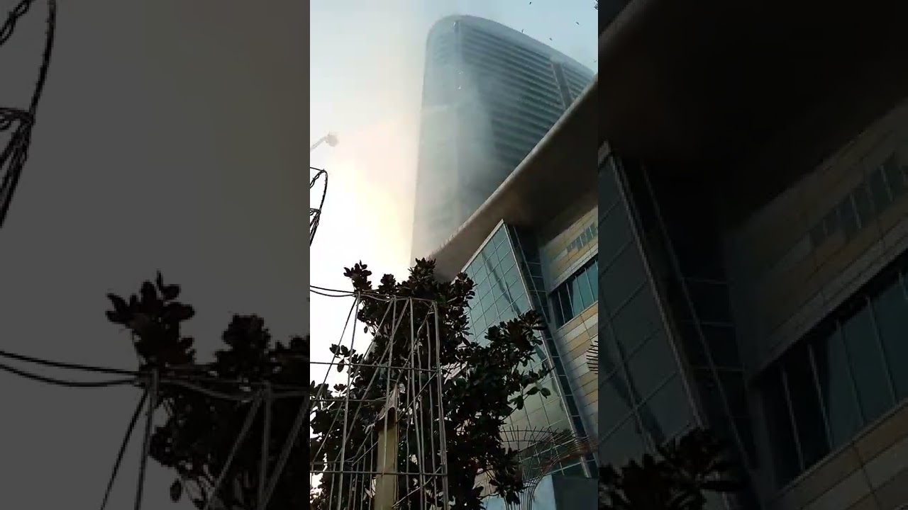 fire going  to the top roof 22 floor off centaurs shoping mall