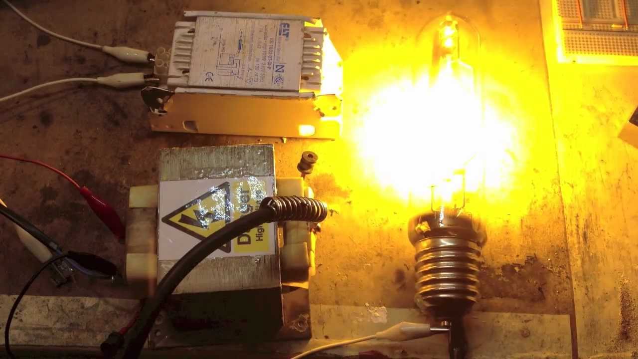 Powering up a High Pressure Sodium lamp - The wrong way (without an igniter)