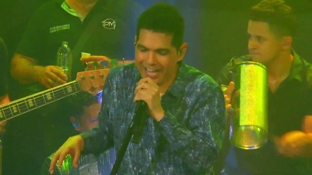 Tu Negro Te Quiere (En Vivo) - Peter Manjarrés