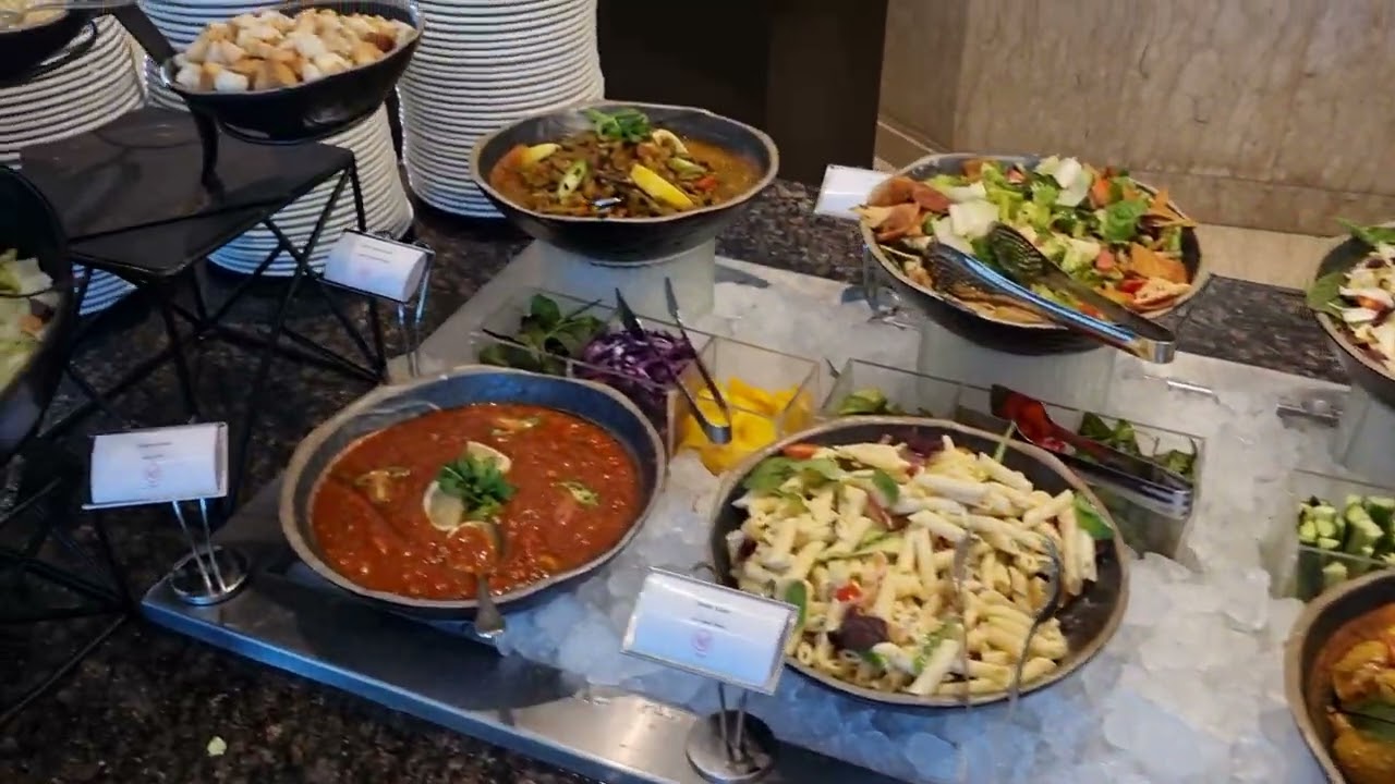 Almoço no Hotel Crowne Plaza Jordan Dead Sea Resort & Spa