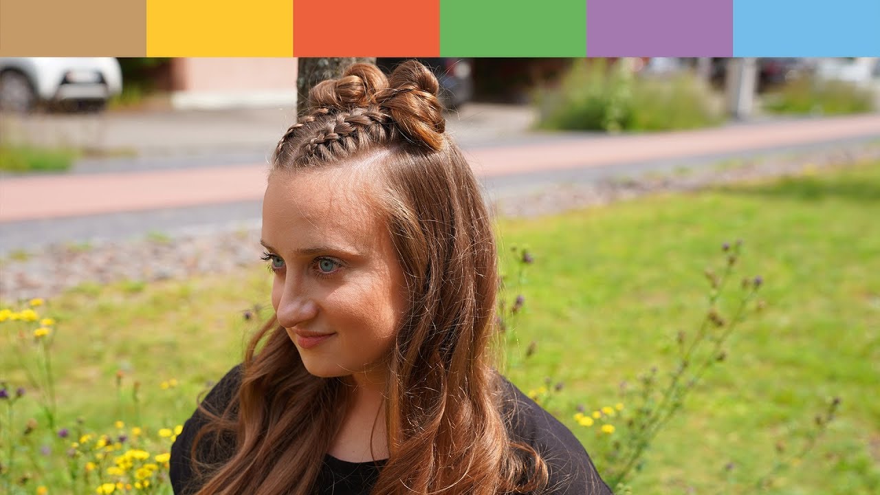 Romantische Double Buns How to: Festivalfrisur mit Zopfchopf
