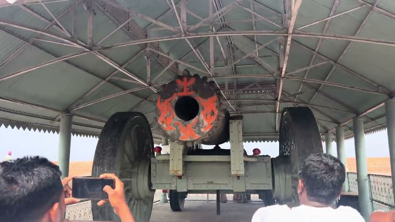 World’s biggest canon, Jaigarh Fort, Jaipur, Rajasthan