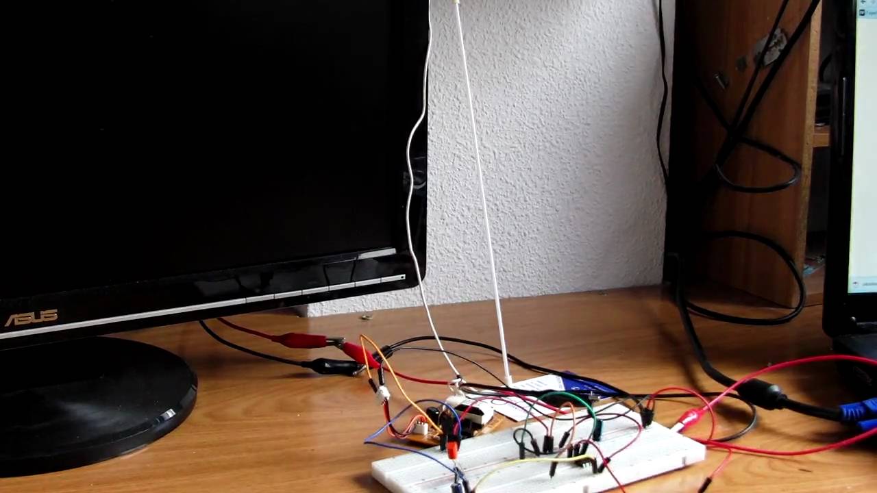 DIY Fluorescent tube Vumeter from an old scanner