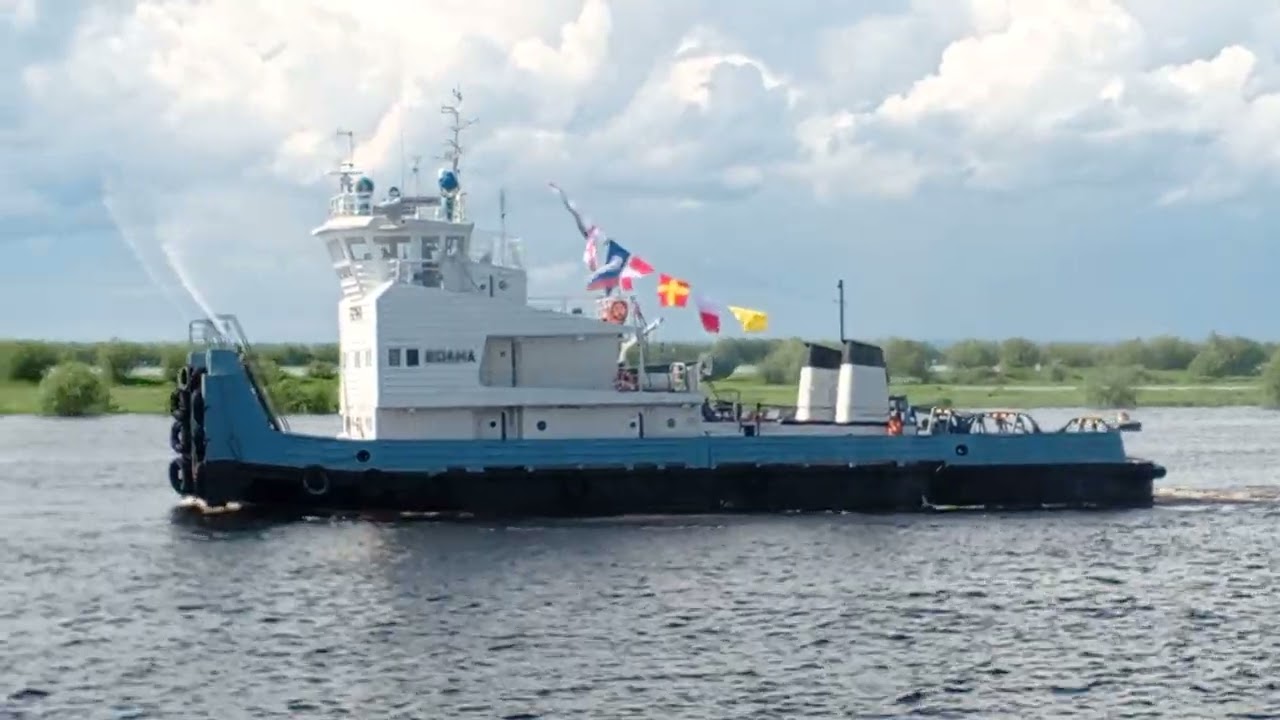 Парад судов в Салехарде , на день Морского и Речного Флота ⚓ 6.07.2025