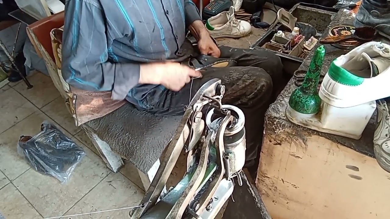 Shoe