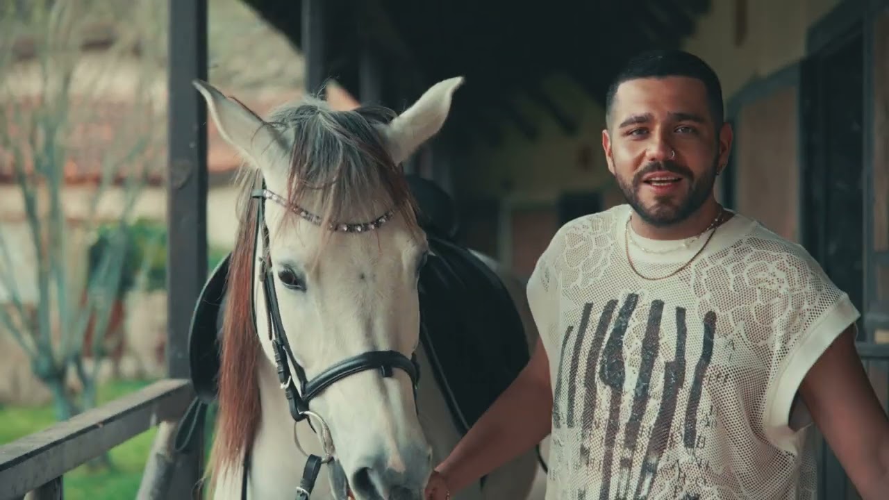 AmiAA-Best version(official music video)