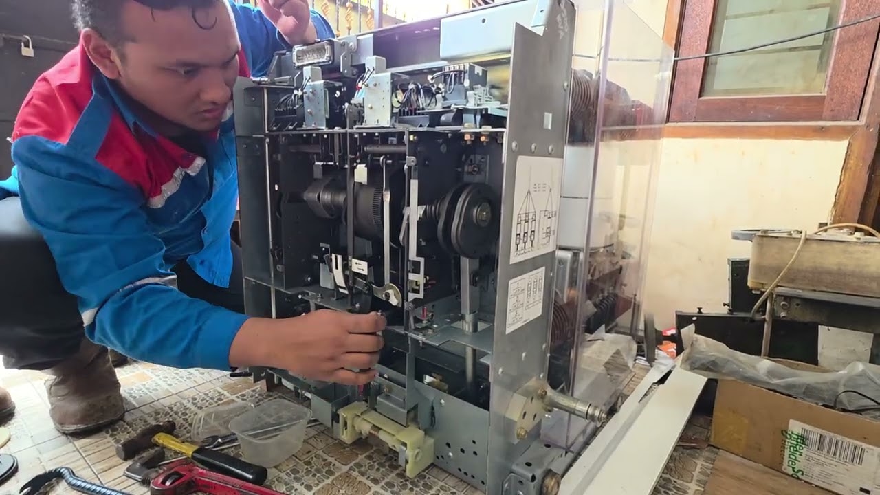 Exclusive mechanical training untuk mechanism vcb hvx