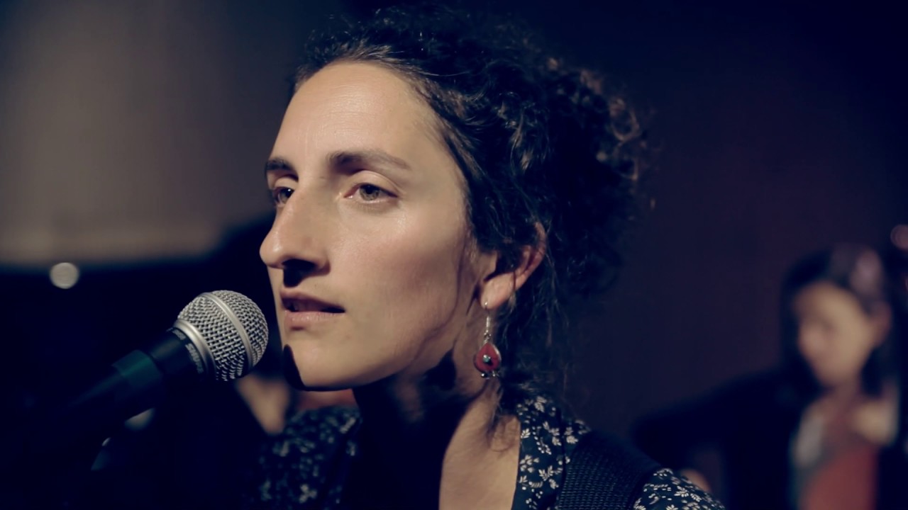 #887 Louise Thiolon - Marie (Session live)