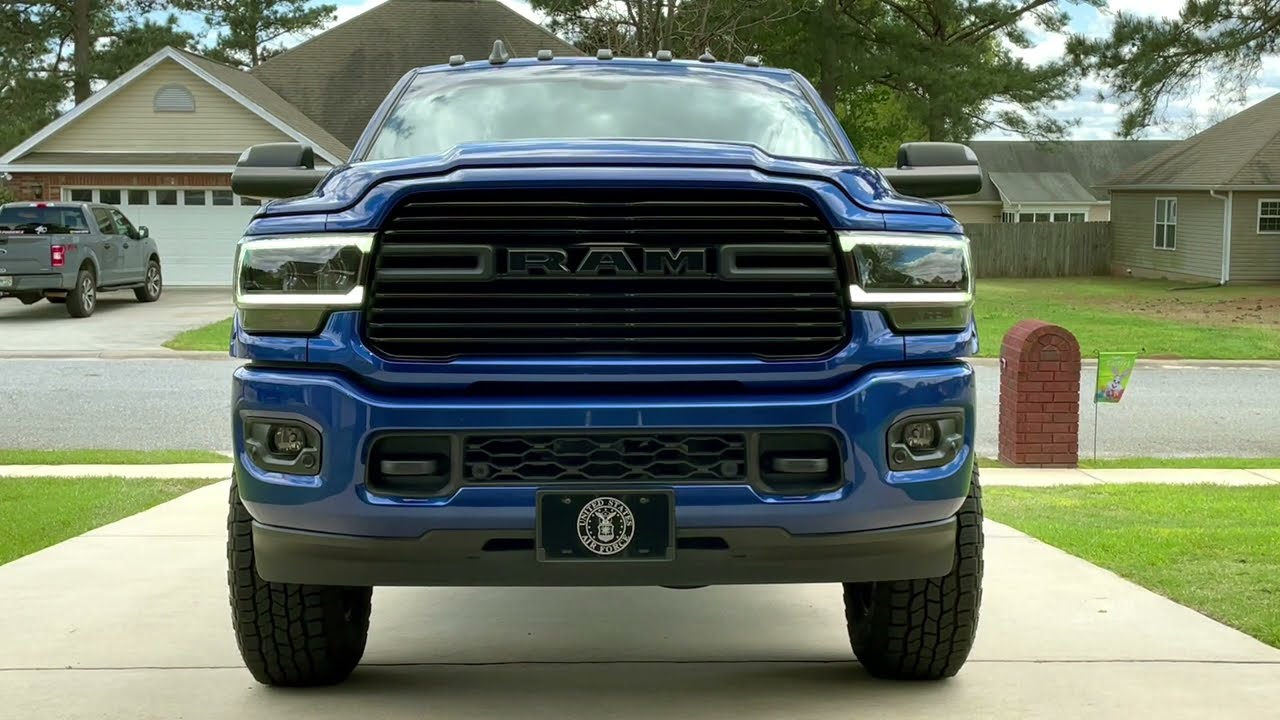 Alpharex LUXX-Series LED projector headlights on 19-22 Ram 2500