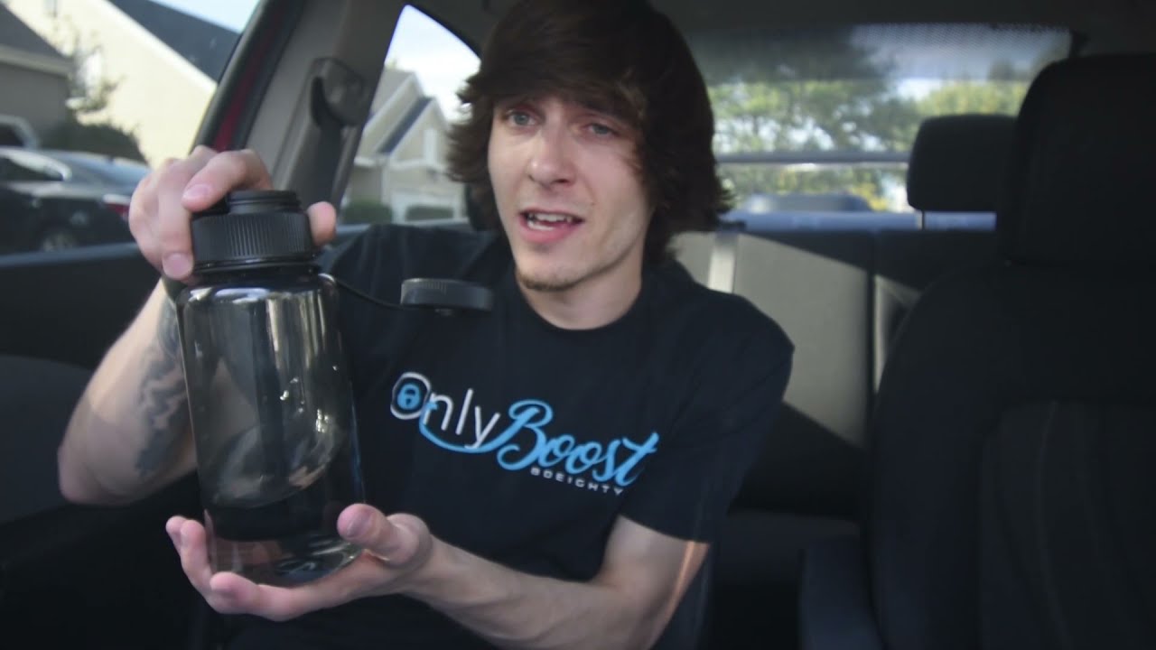 HOTBOX SESH 🍃: Puffco Water Bottle Bong  