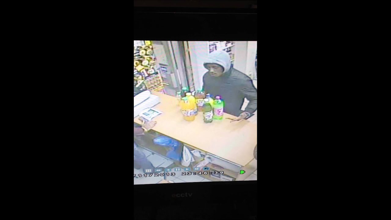 trying to theft in Paris