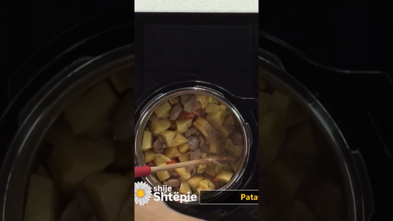 Patate me mish n&euml; multicooker