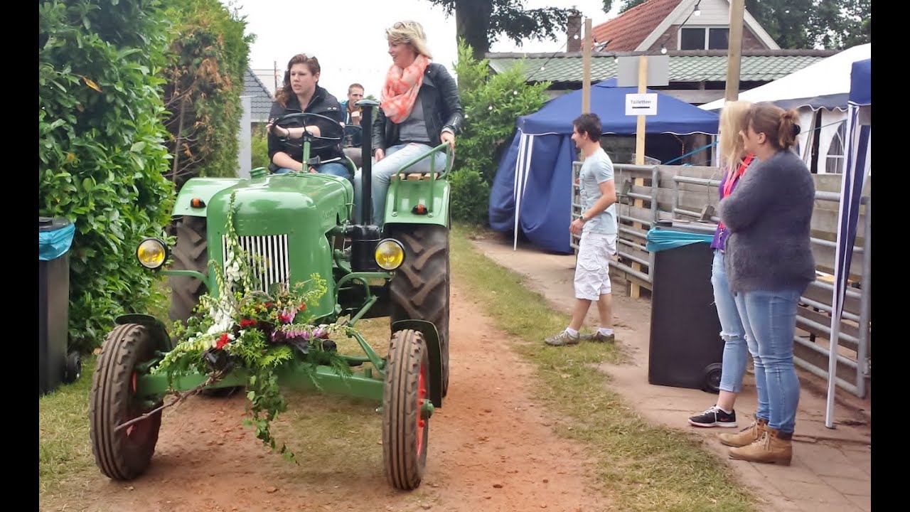 ZuiderFeest Optocht Oude tractoren Noordwolde-Zuid fr.