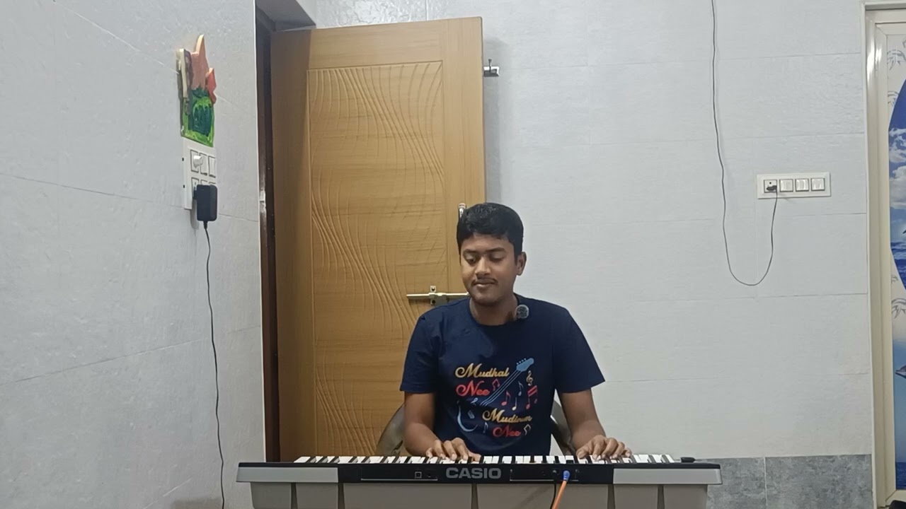 Kannala kadai pesa Neeyum song❤️🌛#piano #pianocover #trending #valentinesday #music 