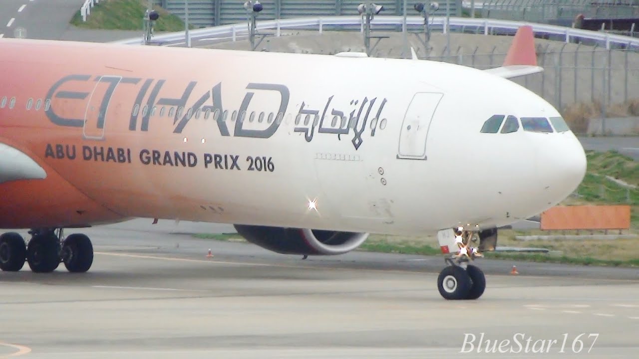[Abu Dhabi Grand Prix] Etihad Airways Airbus A340-600 (A6-EHJ) landing and taxiing at NRT/RJAA 34R