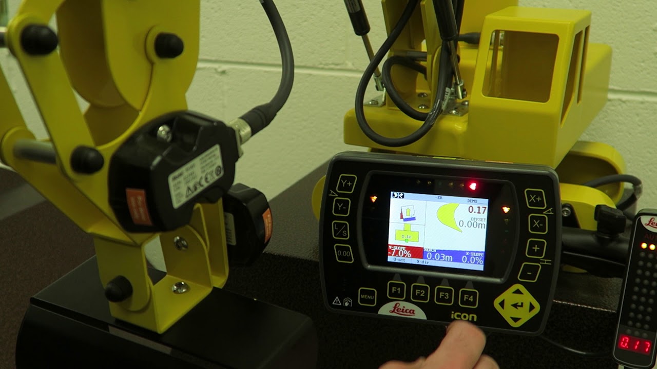 Leica iCON iXE2 2D Excavator Dual Slope